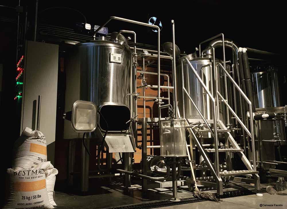 <b>Everything you need to know about steam heated brewing systems</b>